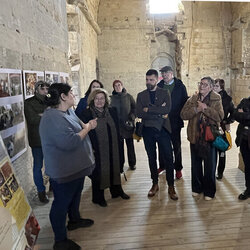 Exposició “25 anys de veïnatge. L’exposició fotogràfica de Veïns del Món Solidaris”