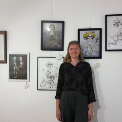 Exposició 'Déus, Màscares i Ales' de Barbara Cabaj a l'Hospital Universitari Arnau de Vilanova