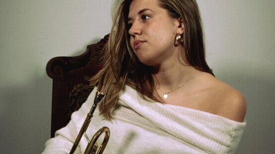 Actuació de la cantautora lleidatana Xens