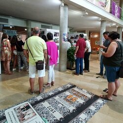 Mostra fotogràfica "Veïnes del món"