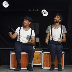 Espectacle familiar 'Ardatzak (Eixos)'