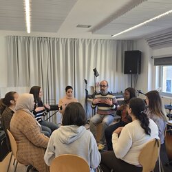 'Combo Mares': Dones empoderades a través de la música