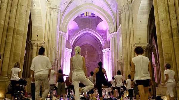 Ioga a la Seu Vella