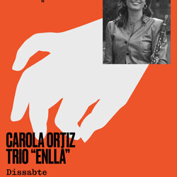 Actuació de Carola Ortiz Trio «Enllà»
