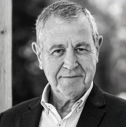 Presentació del llibre 'Créixer o progressar' de Modest Guinjoan