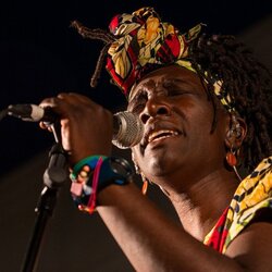 La vocalista Jessica Abu i el pianista Pau Terol actuen al cicle Lleida Jazz Cava